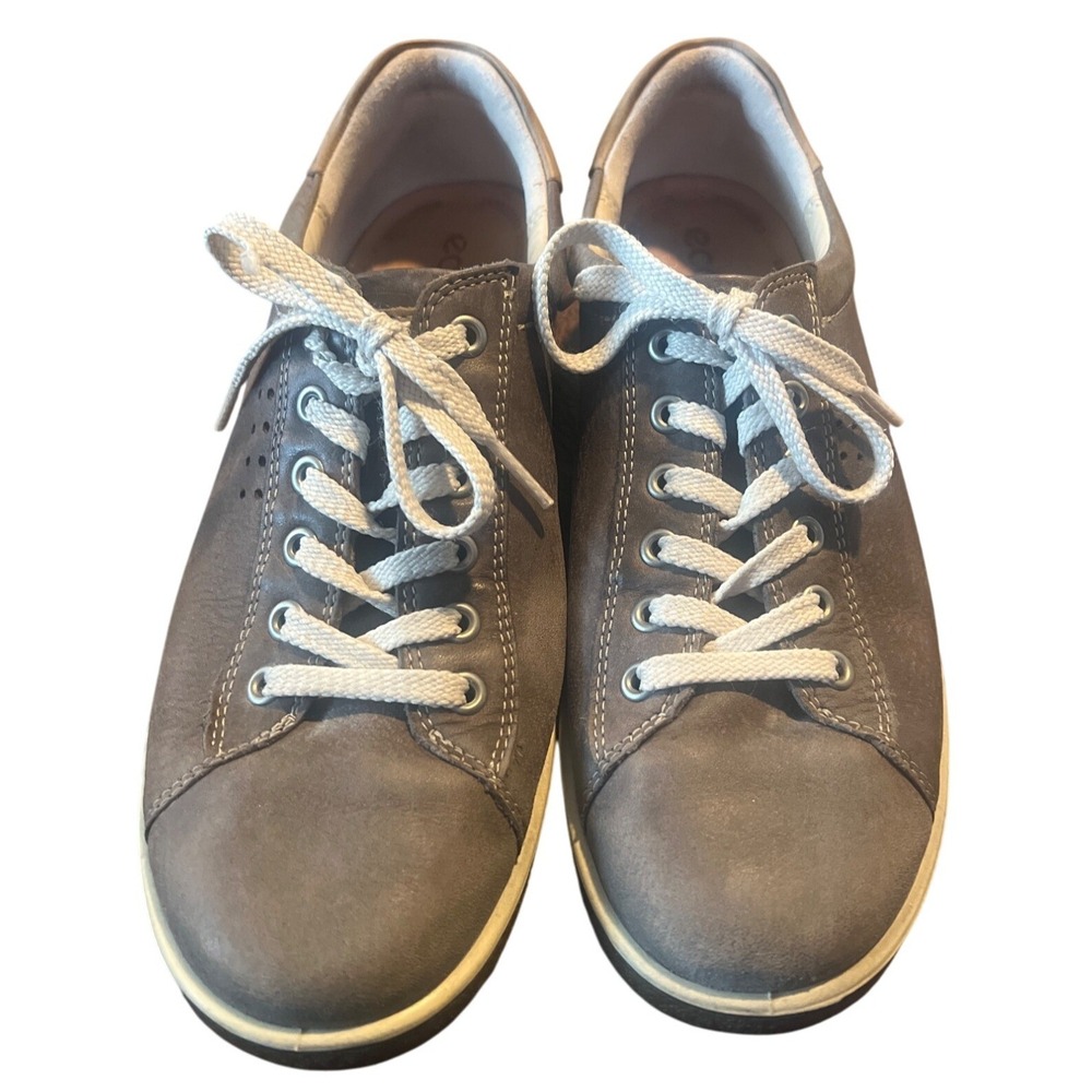 Ecco Chase II Tie Sneakers Warm Grey Moon Rock Nubuck Size 9-9.5 Comfort